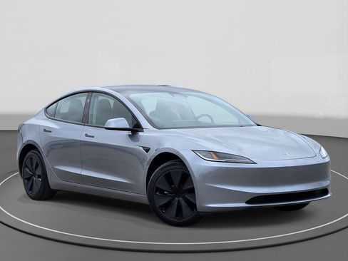 Used 2025 Tesla Model 3 Long Range RWD image 1