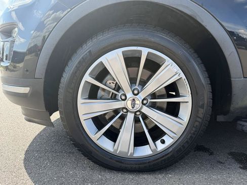 Used 2018 Ford Explorer Limited w/ Equipment Group 301A AWD/4WD image 25