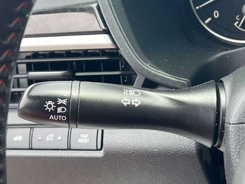 Used 2023 Nissan Altima 2.5 SR w/ SR Premium Package FWD image 24