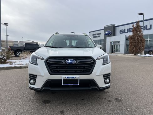 Used 2023 Subaru Forester Limited image 15