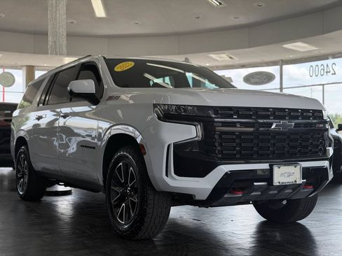 Used 2023 Chevrolet Suburban Z71 AWD/4WD image 4