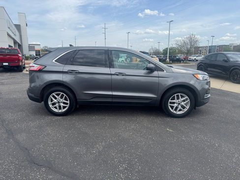Used 2024 Ford Edge SEL w/ Convenience Package AWD/4WD image 2