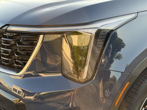 Certified 2026 Kia Sorento SX FWD image 9