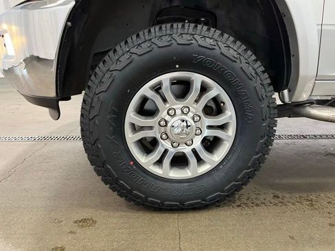 Used 2016 RAM 2500 Laramie AWD/4WD image 25