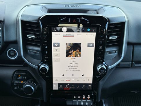 Used 2023 RAM 1500 Big Horn image 18