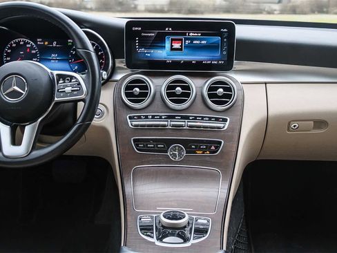 Used 2021 Mercedes-Benz C 300 Sedan image 13