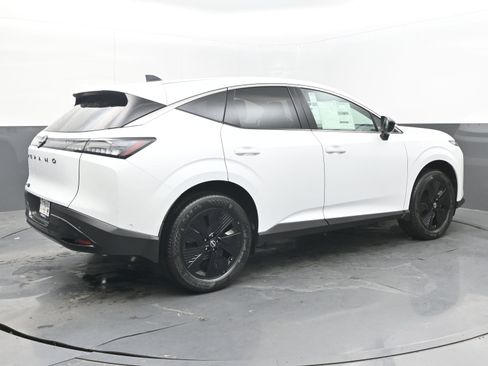 New 2025 Nissan Murano SV image 7