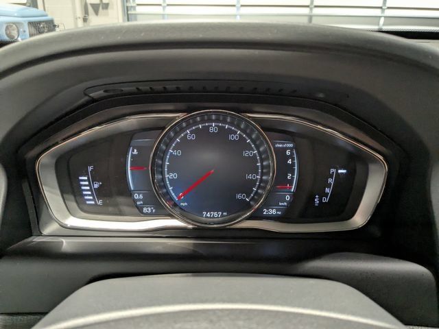 Used 2017 Volvo XC60 T6 Inscription w/ Climate Package AWD/4WD image 30