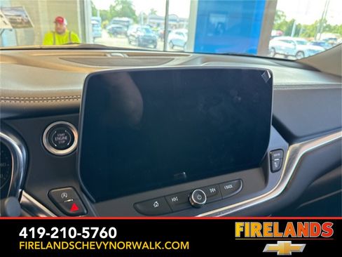 New 2025 Chevrolet Blazer LT w/ Convenience Package image 28