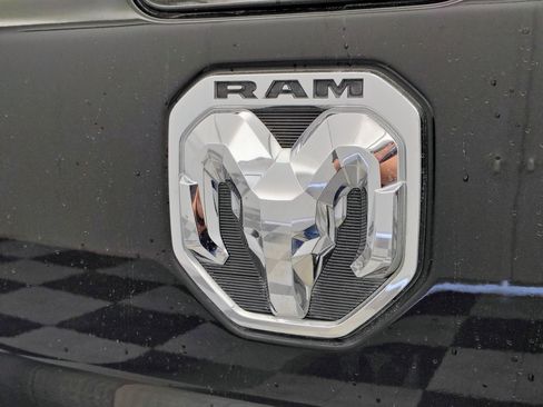 Used 2022 RAM 1500 Limited w/ Body Color Bumper Group image 18