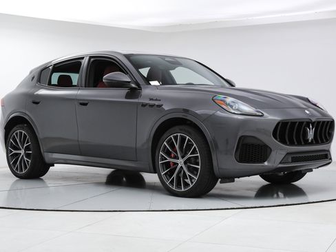 Used 2026 Maserati Grecale Modena AWD/4WD image 7