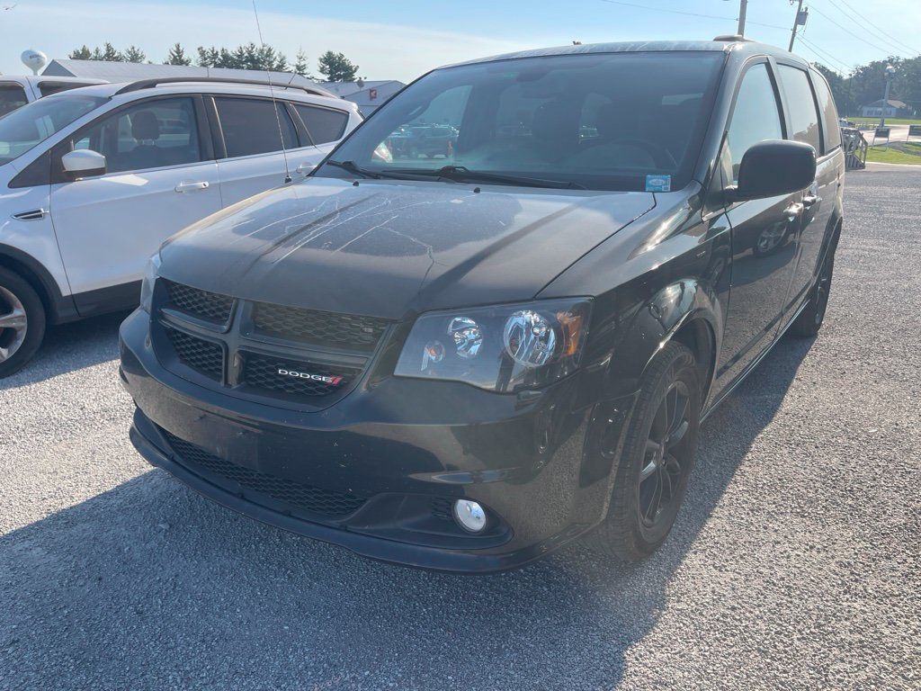 Used 2020 Dodge Grand Caravan SE FWD image 2