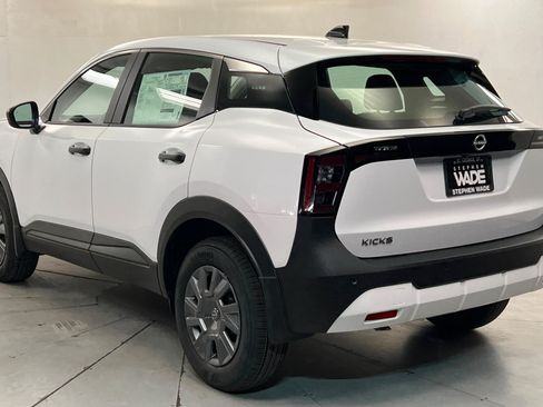 New 2026 Nissan Kicks S FWD image 3