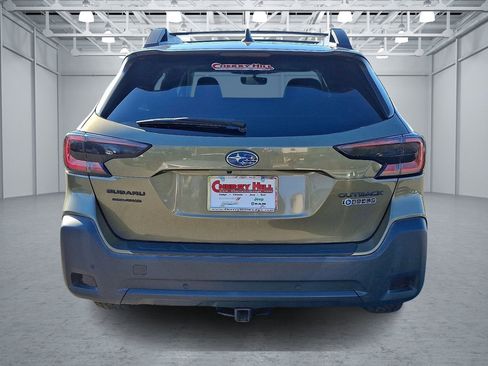 Used 2023 Subaru Outback Onyx Edition image 4