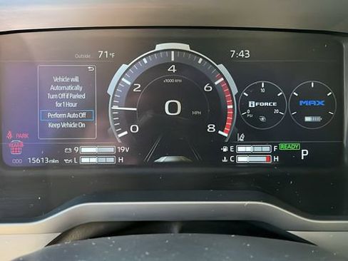 Used 2025 Toyota Sequoia Limited image 6