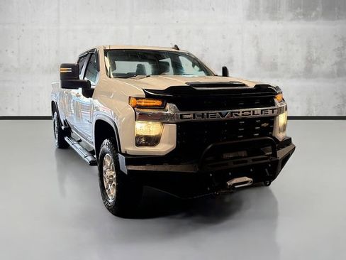 Used 2021 Chevrolet Silverado 3500 LT image 4