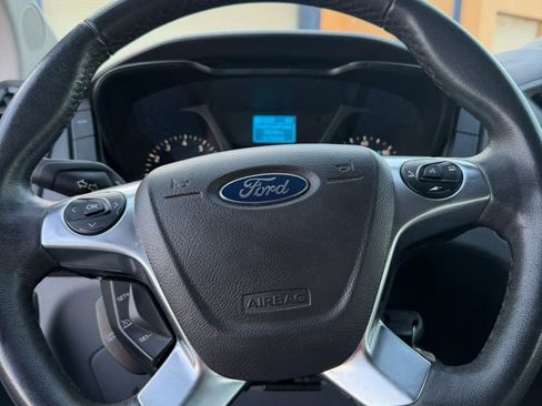 Used 2017 Ford Transit 350 XL image 19