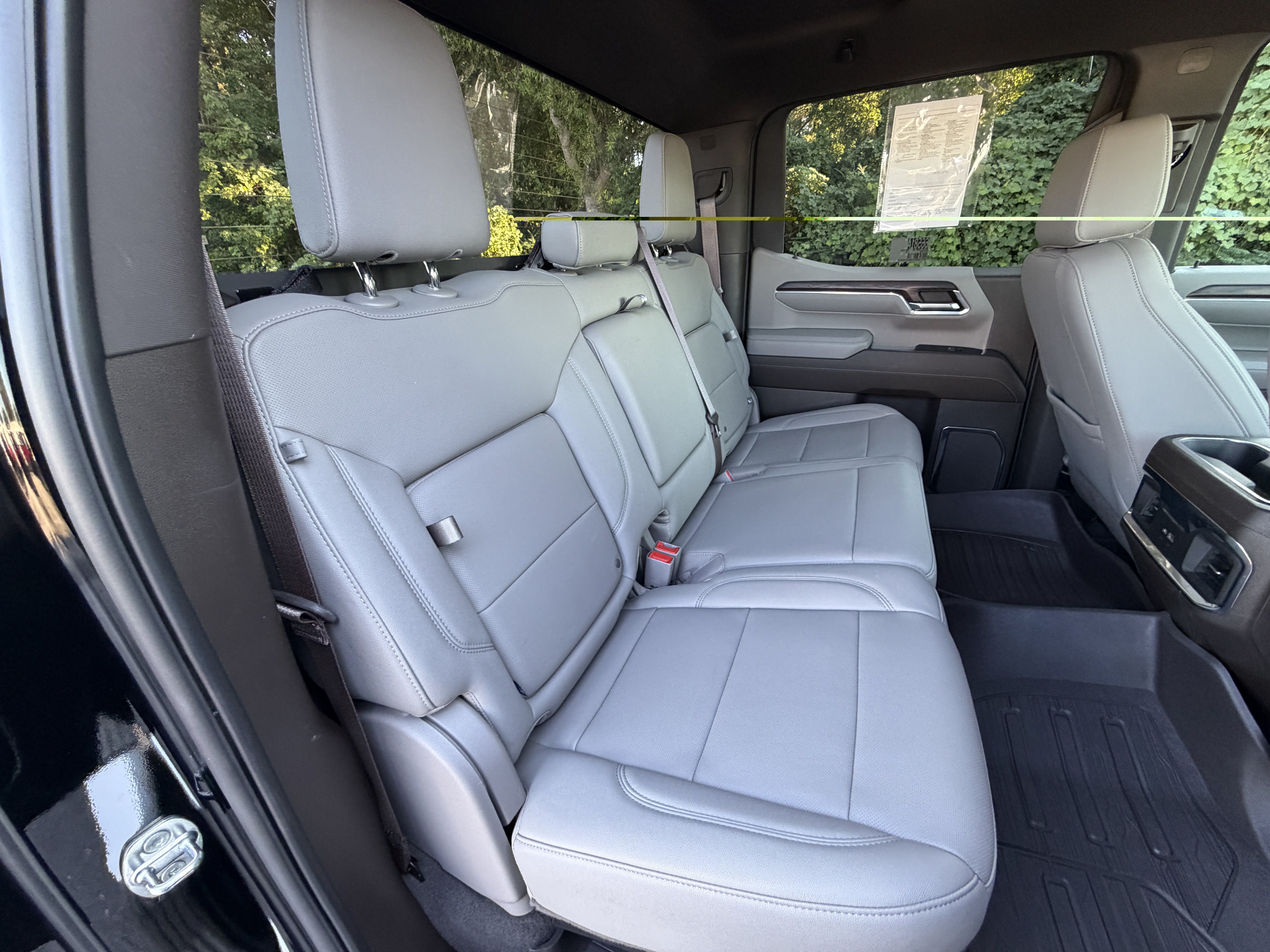 Used 2022 GMC Sierra 1500 SLT w/ SLT Convenience Package AWD/4WD image 21