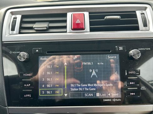 Used 2015 Subaru Outback 3.6R Limited image 14