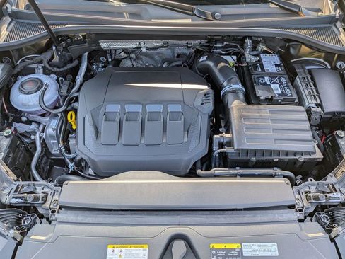 New 2025 Audi Q3 2.0T Premium image 14