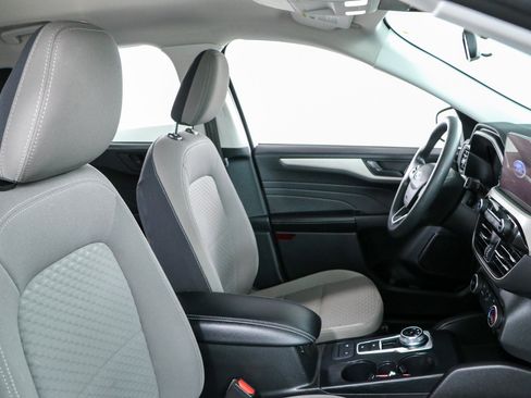 Used 2022 Ford Escape SE FWD image 26