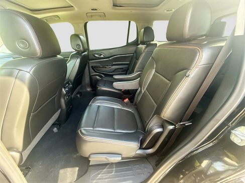 Used 2022 GMC Acadia AT4 w/ Technology Package image 26
