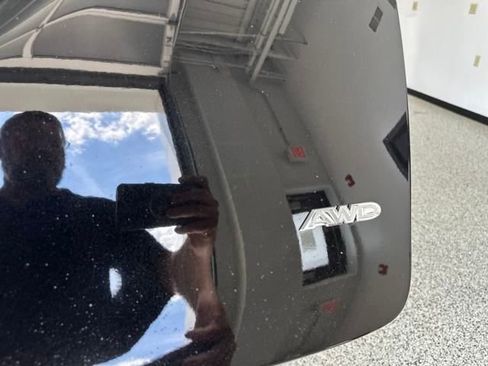 New 2025 Chrysler Pacifica Select image 7