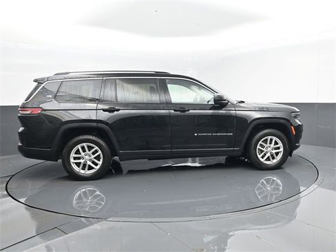 Used 2021 Jeep Grand Cherokee L Laredo w/ Luxury Tech Group I image 4