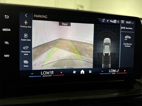 Used 2024 BMW X2 xDrive28i image 14