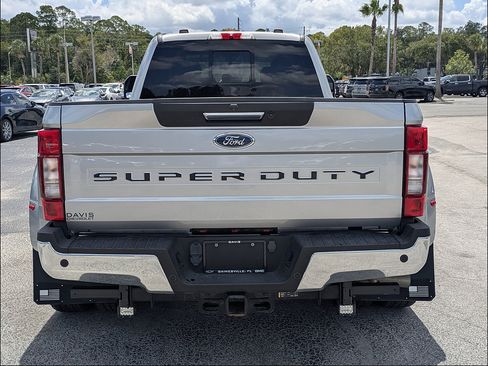 Used 2020 Ford F350 Lariat w/ Lariat Value Package AWD/4WD image 6