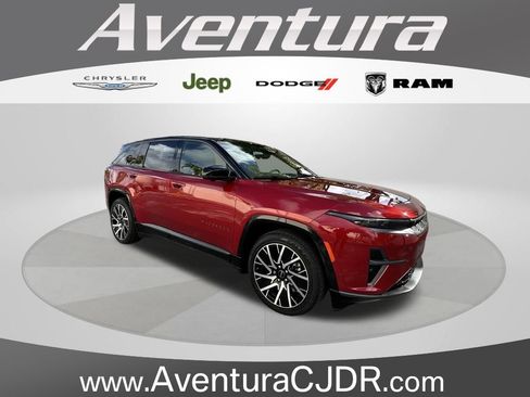 Used 2025 Jeep Wagoneer S Limited image 1