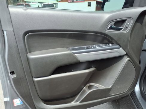 Used 2021 Chevrolet Colorado ZR2 image 11