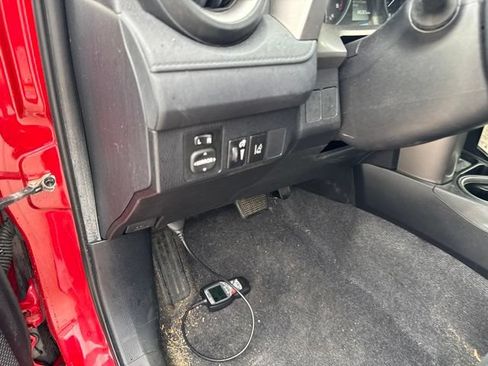 Used 2017 Toyota RAV4 LE w/ Carpet Mat Package FWD image 26