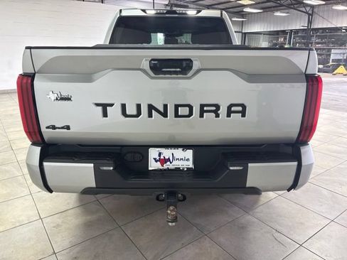 Used 2022 Toyota Tundra SR5 AWD/4WD image 11