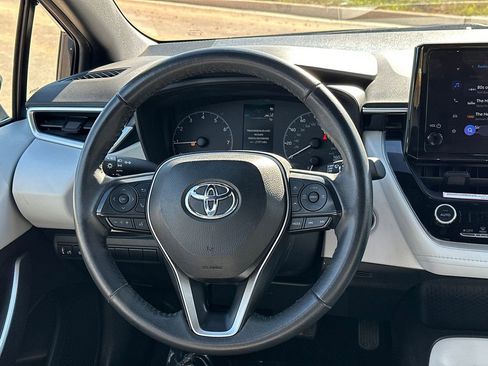 Used 2024 Toyota Corolla SE image 23