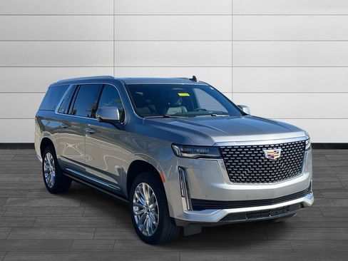 Certified 2024 Cadillac Escalade ESV Premium Luxury w/ Performance Package image 7