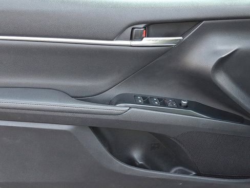 Certified 2020 Toyota Camry XSE image 12
