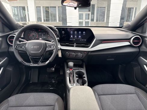 Used 2024 Chevrolet Trax RS image 12