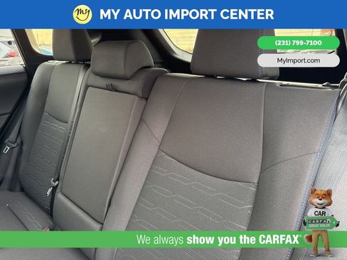 Used 2024 Toyota RAV4 SE w/ Convenience Package image 25