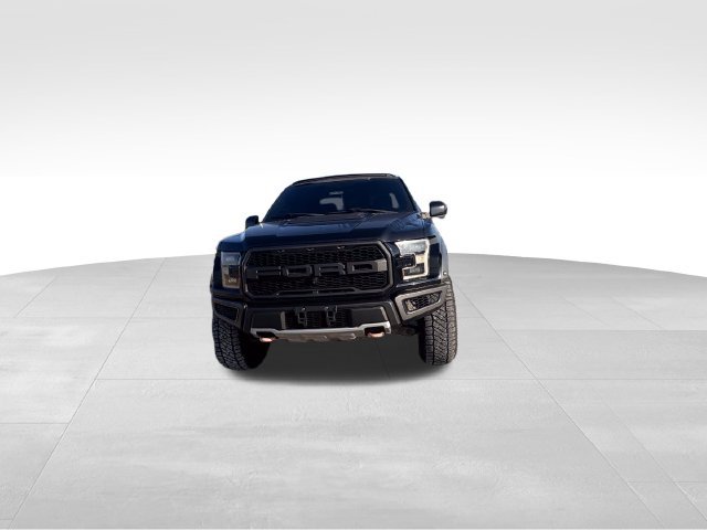 Used 2018 Ford F150 Raptor w/ Equipment Group 802A Luxury AWD/4WD image 2