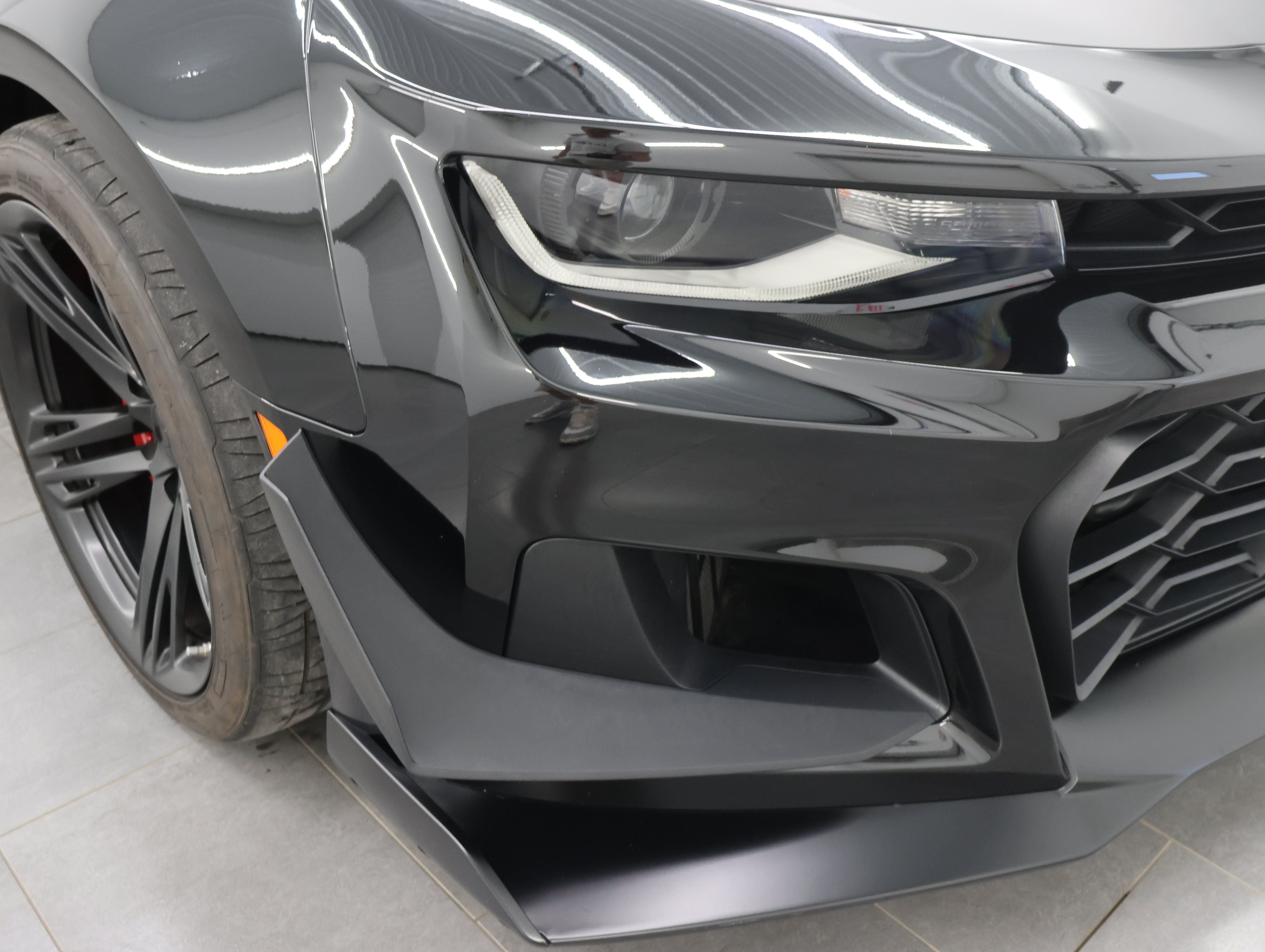 Used 2019 Chevrolet Camaro ZL1 RWD image 23
