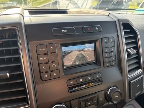 Used 2018 Ford F150 XLT AWD/4WD image 15