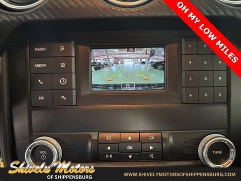 Used 2022 Ford Mustang Coupe image 19