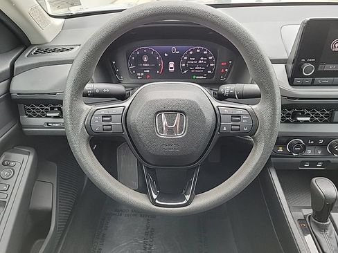Used 2024 Honda Accord EX image 19