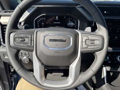 New 2025 GMC Sierra 1500 Denali w/ Technology Package image 17