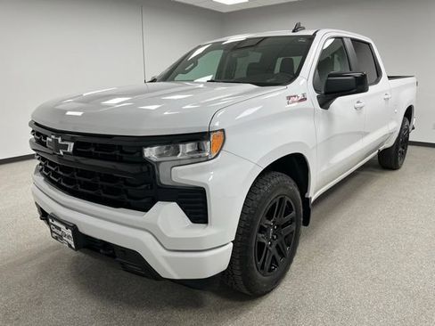 Used 2024 Chevrolet Silverado 1500 RST w/ Convenience Package II AWD/4WD image 8