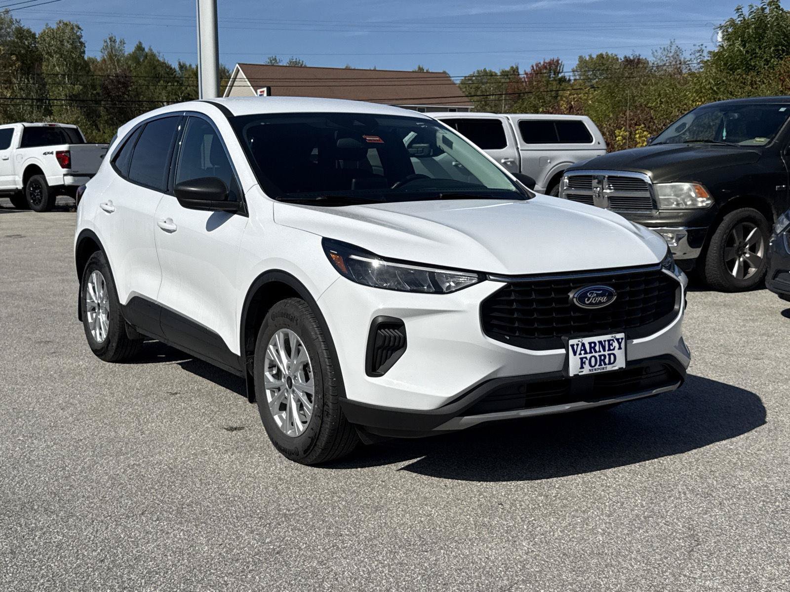 Used 2023 Ford Escape Active AWD/4WD image 3
