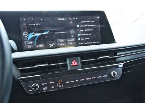 Certified 2023 Kia EV6 Wind RWD image 28