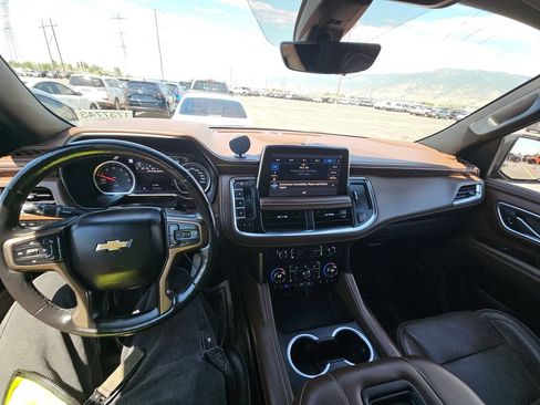 Used 2021 Chevrolet Tahoe High Country w/ Premium Package AWD/4WD image 11