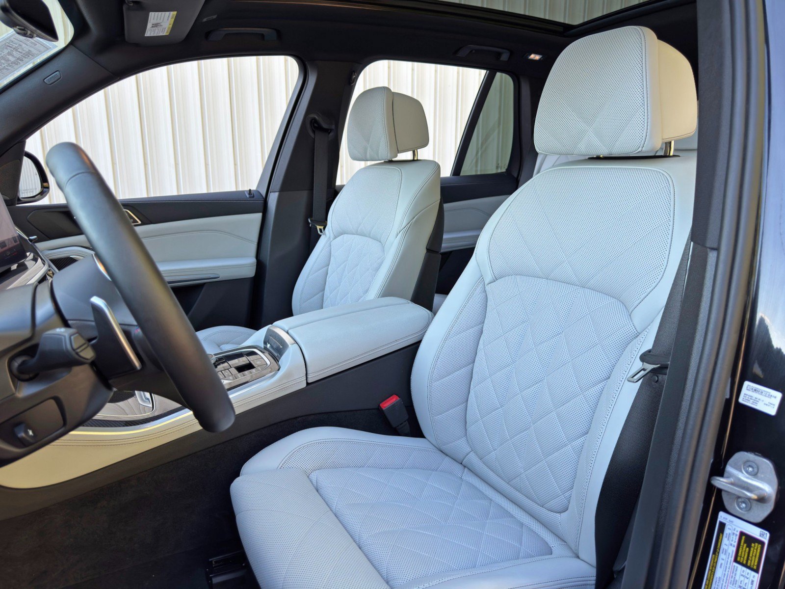 Used 2025 BMW X5 M60i w/ Climate Comfort Package AWD/4WD image 45
